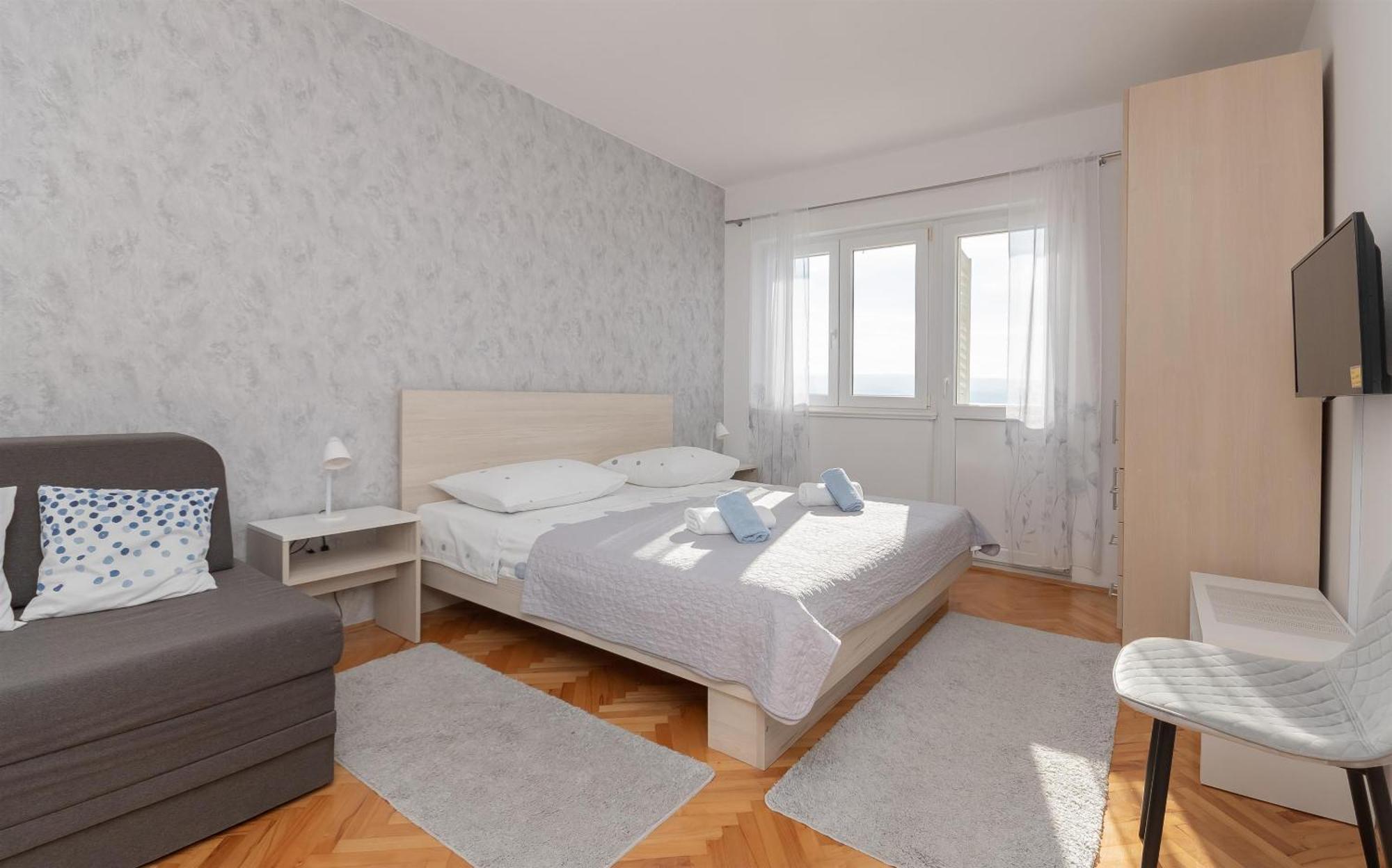 Apartments Ivan - With Parking オミシュ エクステリア 写真